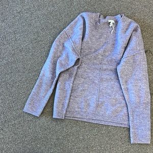 Womens Legendary Outfitters Sweater